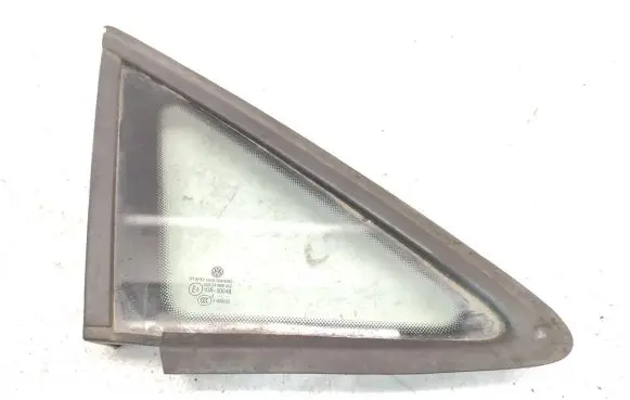 Volkswagen Touran I Front triangle window/glass 43R00048 AS2 M68
