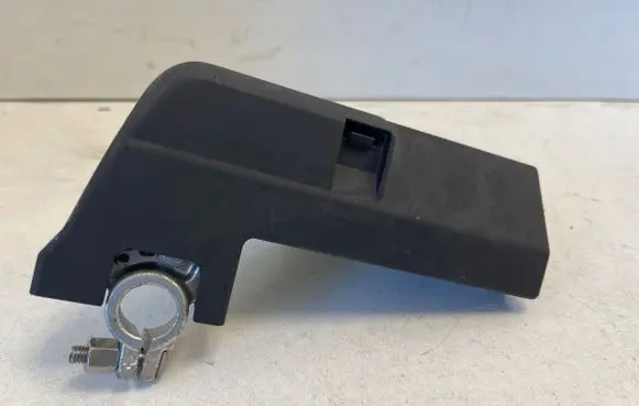 Audi Q5 SQ5 Battery relay fuse 4F0915519