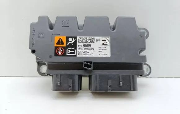 Opel Zafira C Airbag control unit/module 13589689