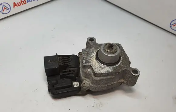 BMW X5 F15 Gearbox-reducer motor 7619778 27607619778 5A371F4