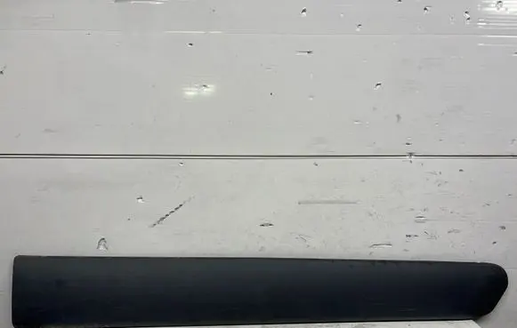 Volvo XC70 Front door trim (molding) 30678039 8620140 9190883