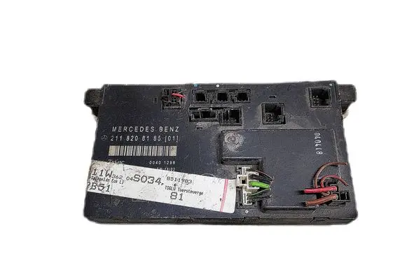 Mercedes-Benz S W221 Door control unit/module 2118208185