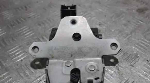 Ford Focus Tailgate/trunk/boot lock/catch/latch