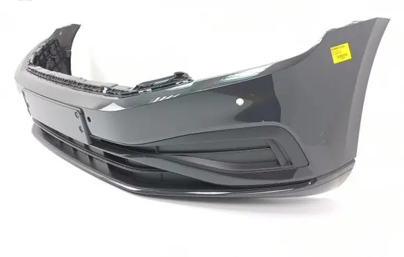 Volkswagen PASSAT B8 Front bumper 3G0807221E