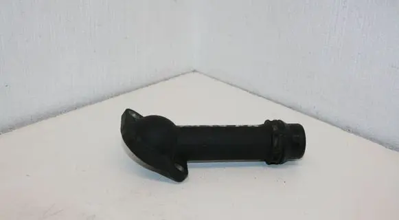 Audi A4 S4 B5 8D Engine coolant pipe/hose 038121121B 06B121121B 03G121121C