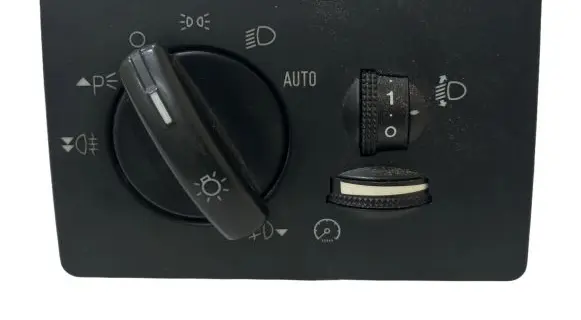 Ford Focus Light switch 7M5T13A024CA 04069730