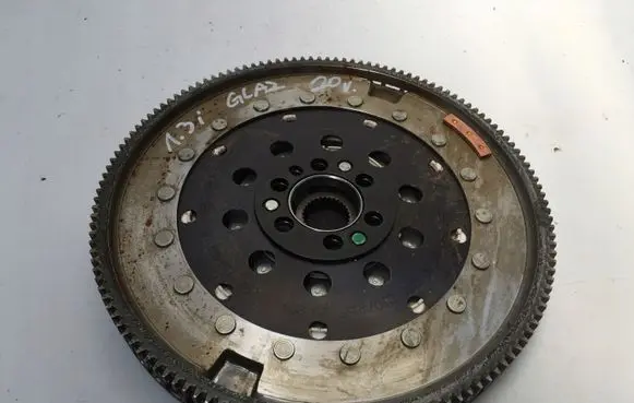 Mercedes-Benz GLA H247 Flywheel A2820301400