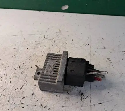 Nissan Primastar Glow plug pre-heat relay BR07212 7701154783