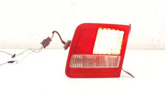 Audi A8 S8 D3 4E Tailgate rear/tail lights 4E0945094D