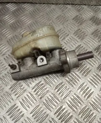 Jeep Grand Cherokee Master brake cylinder