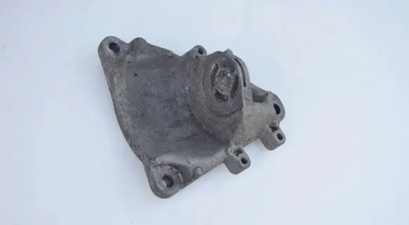 Audi A6 S6 C5 4B Gearbox mounting bracket 4B0399114C