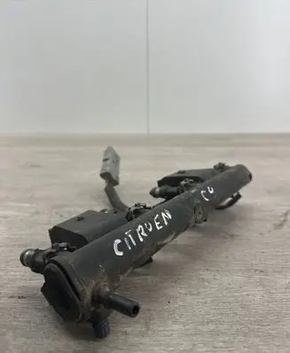 Citroen C2 Fuel injector 0280158057