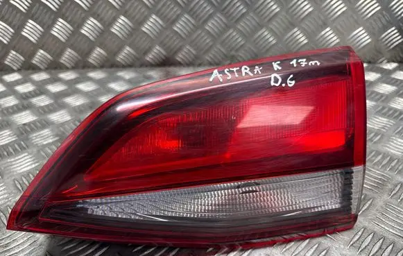 Opel Astra K Tailgate rear/tail lights L90084803 368158932 6629700000000X