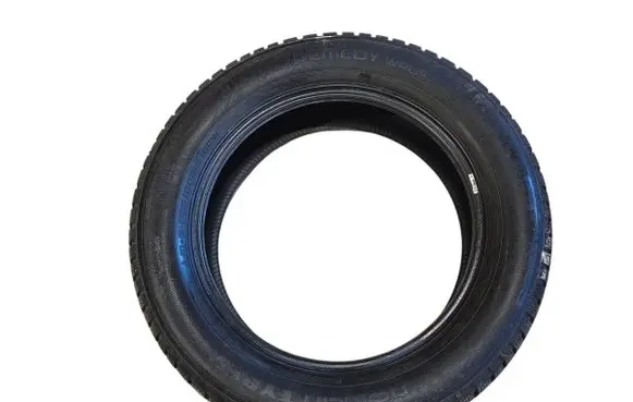 Subaru Outback (BS) R18 winter tire 