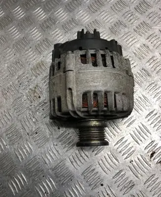 Volkswagen PASSAT B8 Generator/alternator 03L903023L