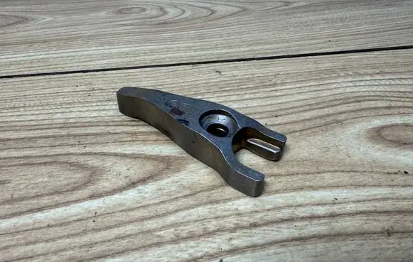 Ford S-MAX Fuel Injector clamp holder 