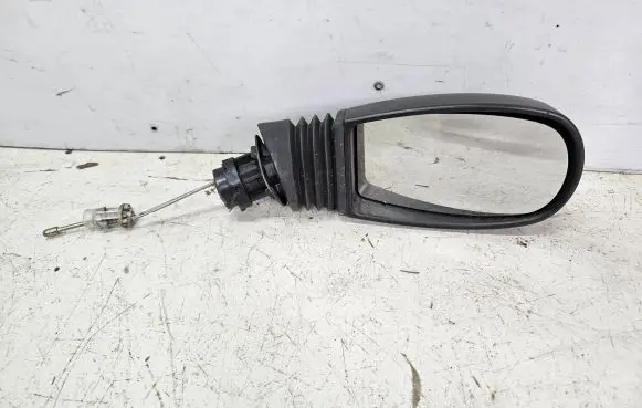 Manual wing mirror