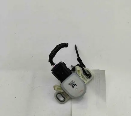 Toyota Prius+ (ZVW40) Brake pedal sensor switch 8951020041