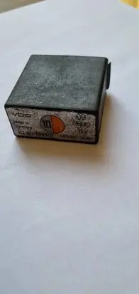 Volkswagen Golf II Other relay 443907393K 412202008010