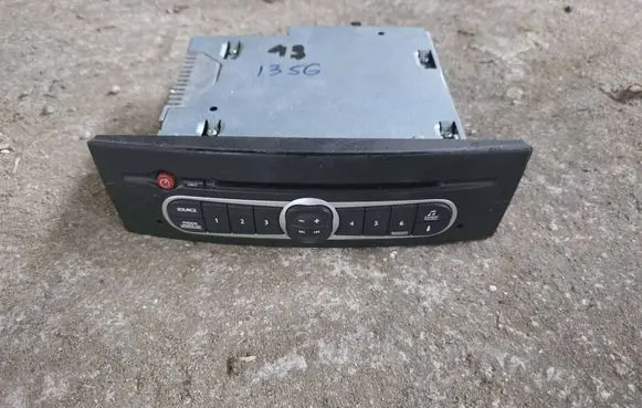 Renault Laguna II Radio/CD/DVD/GPS head unit 8200607909T