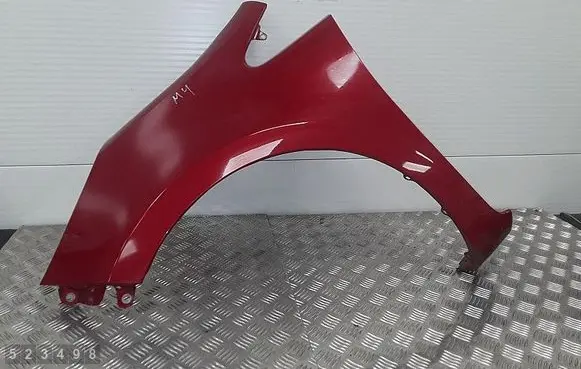KIA Rio Fender BEGSIGNALRED