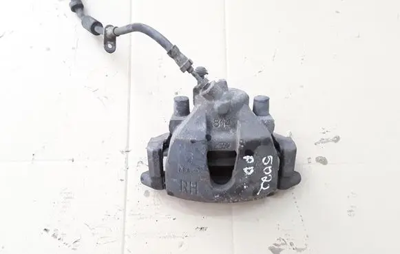 Ford C-MAX II Front brake caliper 814