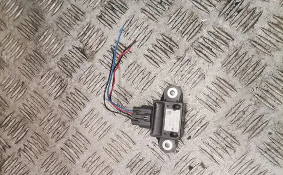 Mitsubishi Pajero ESP acceleration yaw rate sensor mn116715