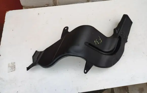 BMW 4 F36 Gran coupe Air intake duct part 11460913 7221928