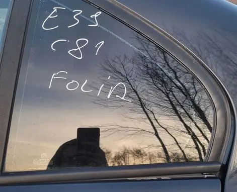 BMW 5 E39 Sliding door window/glass 
