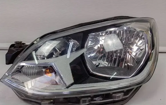 Volkswagen Up Headlight/headlamp 1S1941015AA