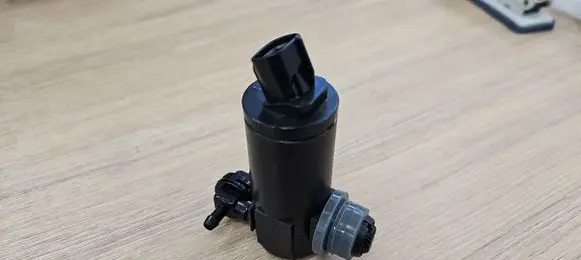 Lexus RX 450H Windscreen/windshield washer pump 853300E030