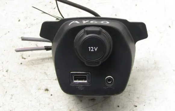Toyota Aygo AB40 AUX in-socket connector 55477-0H010
