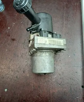 Peugeot 407 Power steering pump A5097180