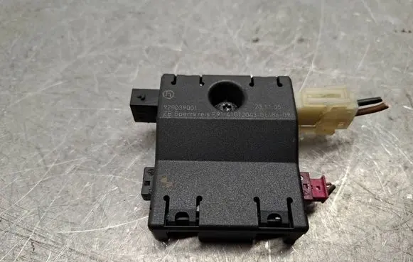 BMW 3 E90 E91 Antenna control unit 6520693464806