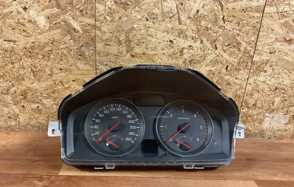 Volvo V50 Speedometer (instrument cluster) 36002433 31254776 69199420T