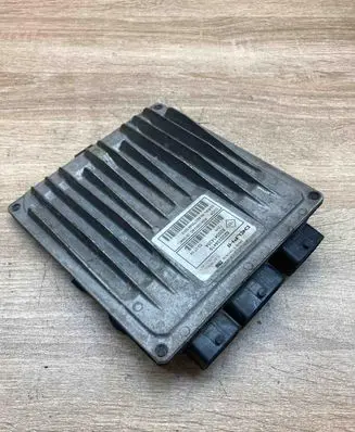 Renault Scenic II - Grand scenic II Engine control unit/module ECU 8200334419 R0410B024C