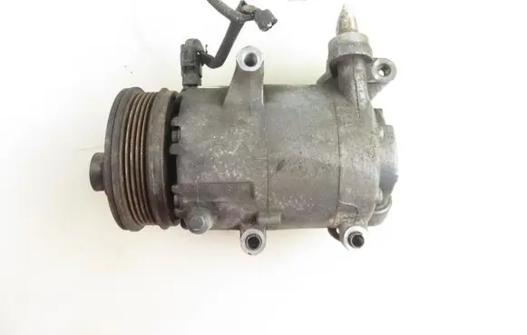 Ford Focus Air conditioning (A/C) compressor (pump) 3M5H19D629AF