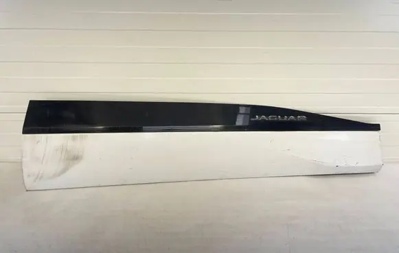 Jaguar I-Pace Front door trim (molding) J9D321064A