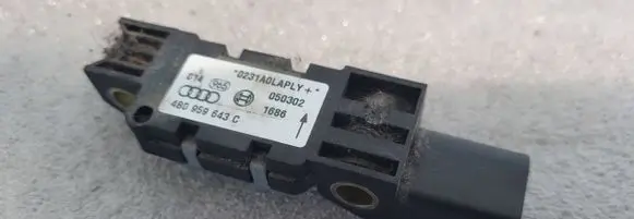 Audi A6 S6 C5 4B Airbag deployment crash/impact sensor 4B0959643C 0231A0LAPLY 050302