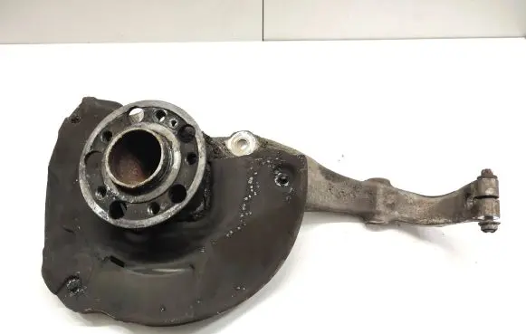 Mercedes-Benz S W222 Front wheel hub 2222001 2130712