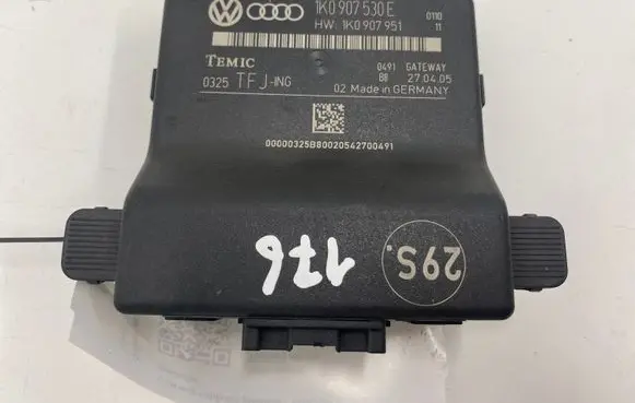 Volkswagen Touran I Gateway control module 1K0907530E