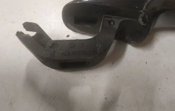 Volkswagen Touareg I Front door exterior handle 7L6837205