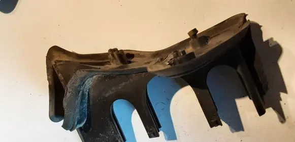 Mercedes-Benz E W211 Other engine bay part 2115451240