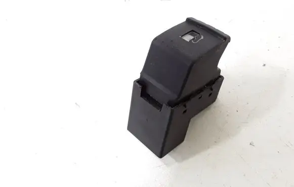 Volkswagen PASSAT B5.5 Fuel tank opening switch 1J0959833A