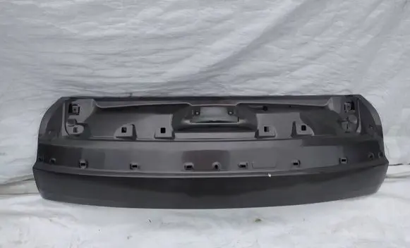 Land Rover Range Rover L460 Type LK Truck tailgate M8E2-40414-A