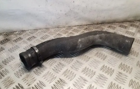 Jeep Grand Cherokee (WK) Engine coolant pipe/hose