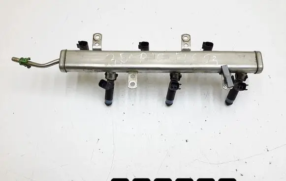 Chrysler Pacifica Fuel injector
