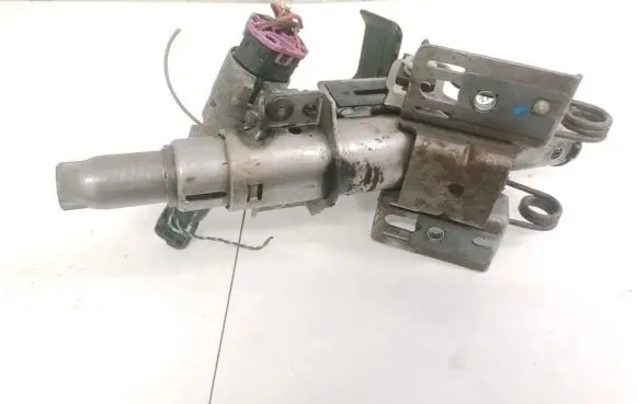 Skoda Octavia Mk1 (1U) Steering wheel axle 8L1419501AT