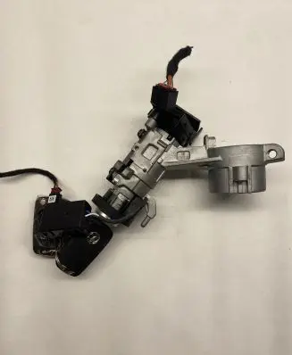 Opel Insignia A Ignition lock 25799293