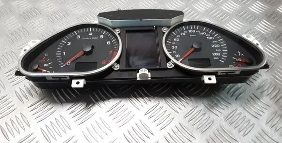 Audi A6 S6 C6 4F Speedometer (instrument cluster) 4F0920901F 4F0910900C